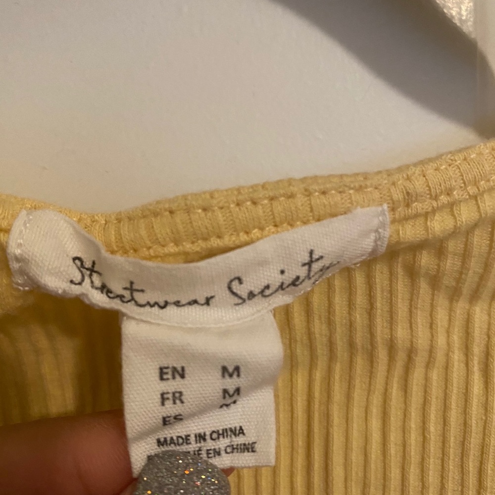 Never worn - Picture 2 of 3